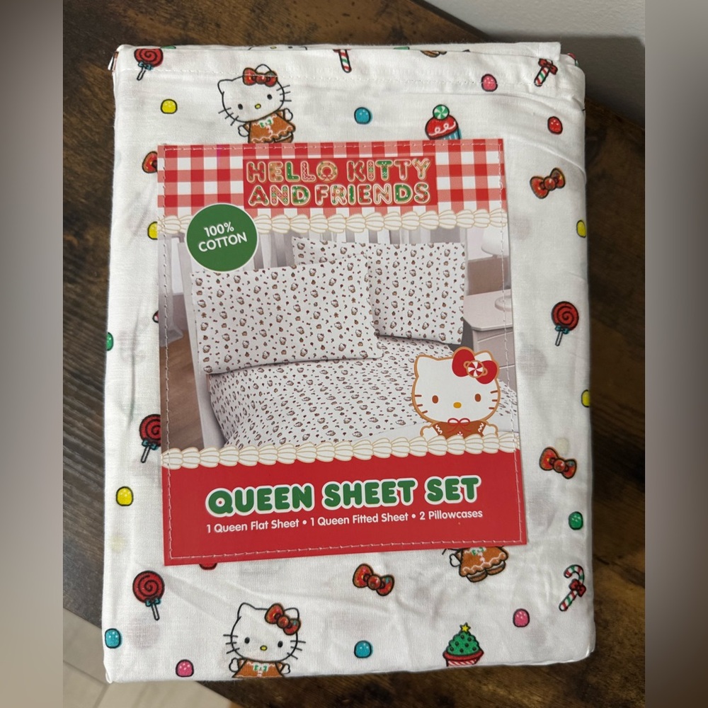NIB Hello Kitty & Friends Gingerbread Christmas Queen Sheet Set 100% Cotton Rare